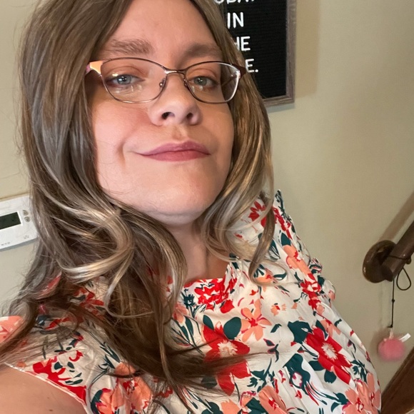 Meet your Posher, Ashley - Picture 12 of 15